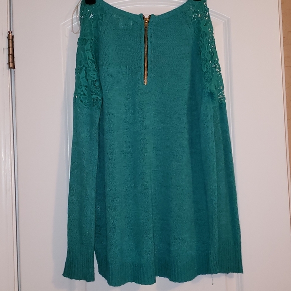 Sweater - Picture 2 of 2